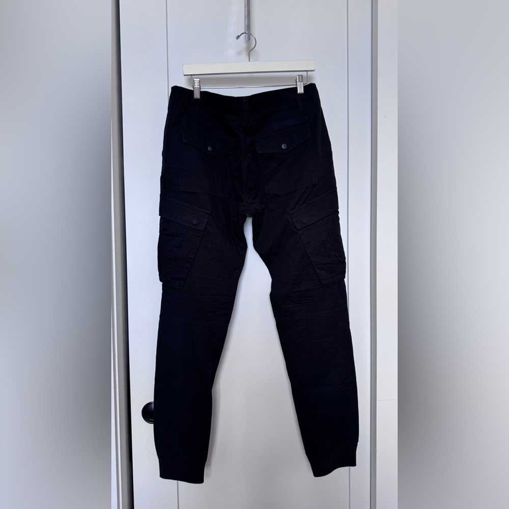 Men's Black Cargo Pants - Picture 4 of 4